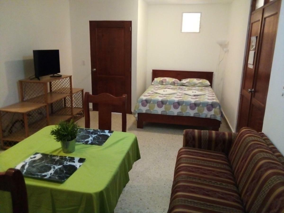 Hotel Checo Сосуа Экстерьер фото
